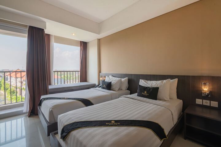 Room 14 of 26