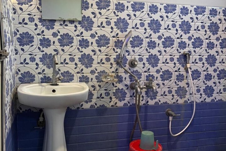 Room 3 of 14