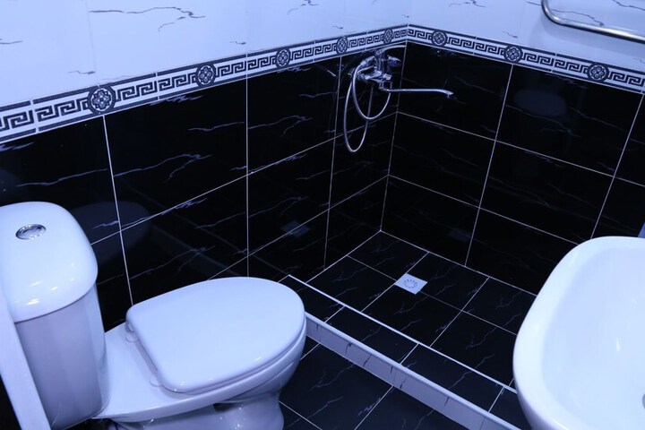 Room 14 of 20