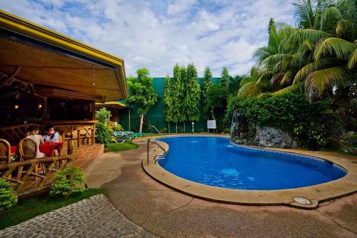 Hotel with Pool