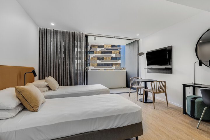 Room 15 of 82