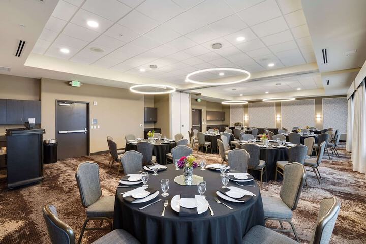 Meeting facility