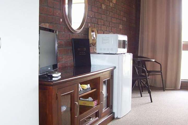 Room 22 of 50