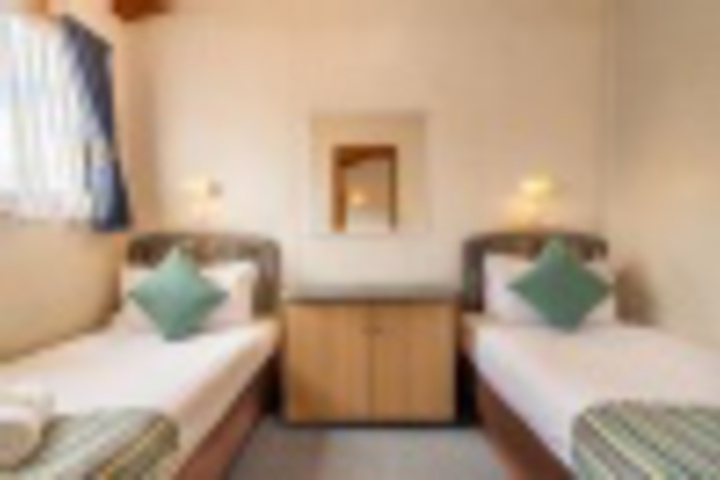 Room 423 of 611