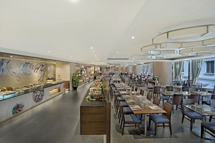 Dining Photos