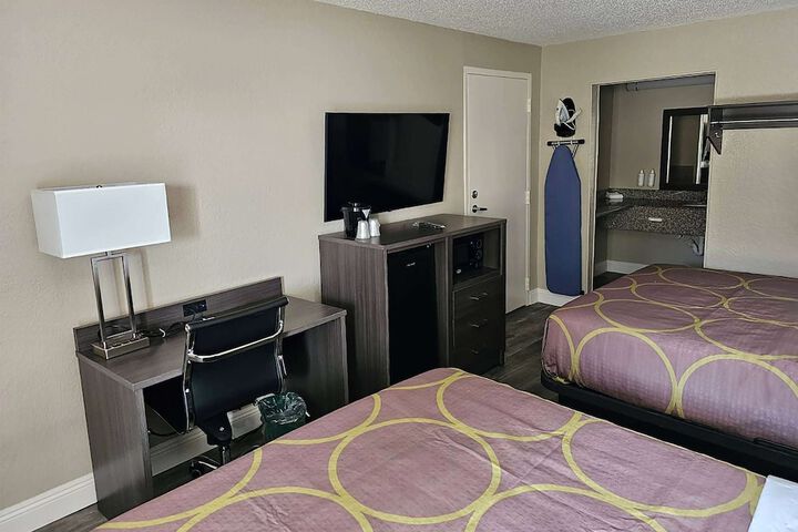 Room 3 of 14