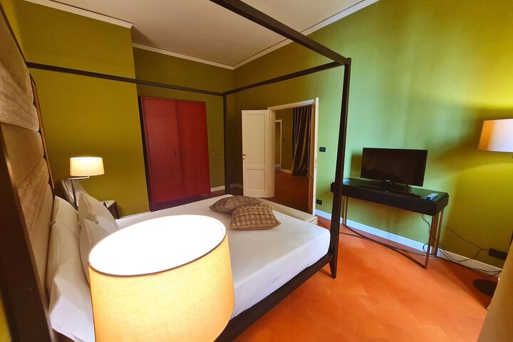Room 15 of 61