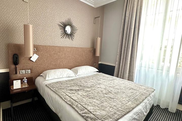 Room 9 of 53