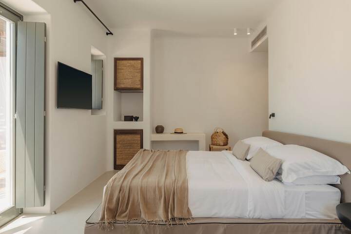 Room 4 of 95