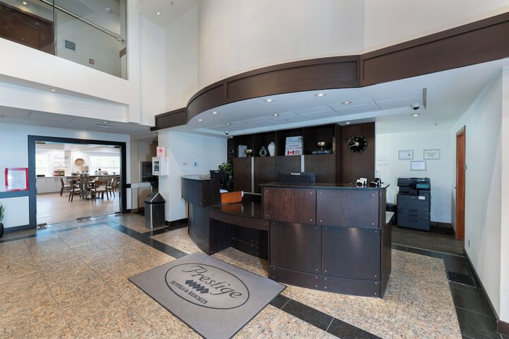 Entrance & Lobby
