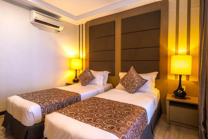 Room 20 of 93