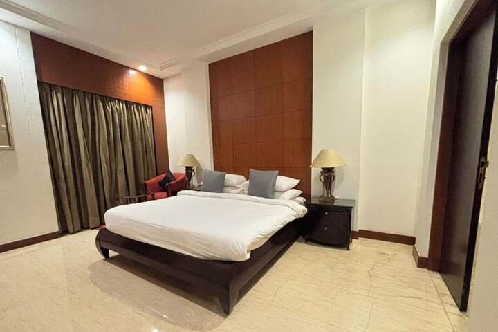 Room 47 of 75