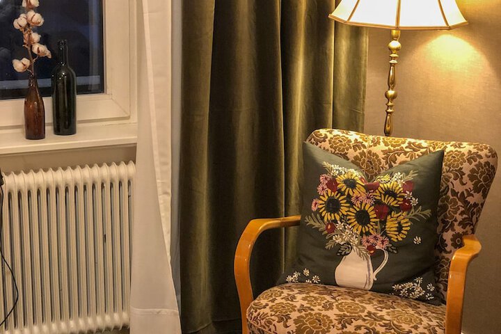 Room 11 of 51