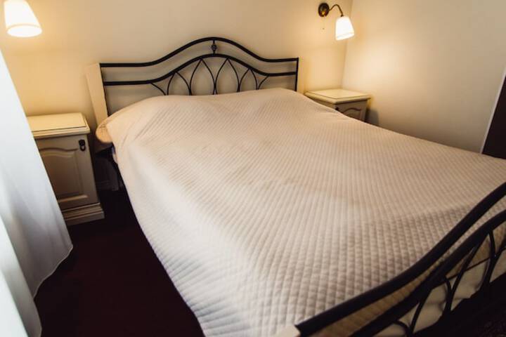 Room 9 of 49