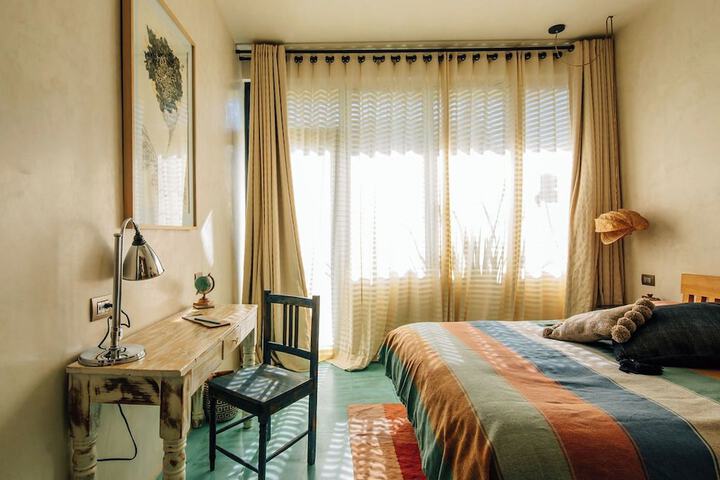 Room 17 of 118