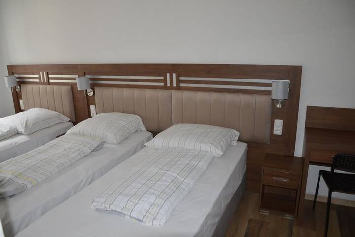 Room 17 of 29