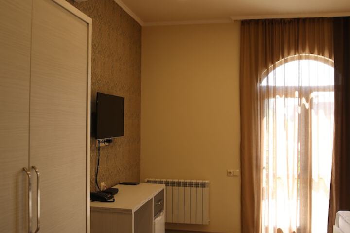 Room 48 of 72
