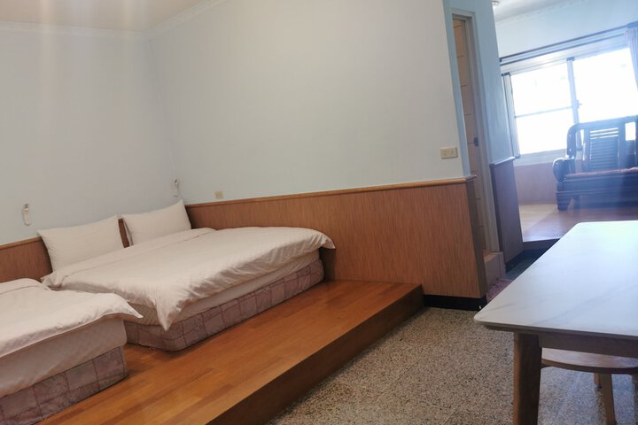 Room 21 of 91