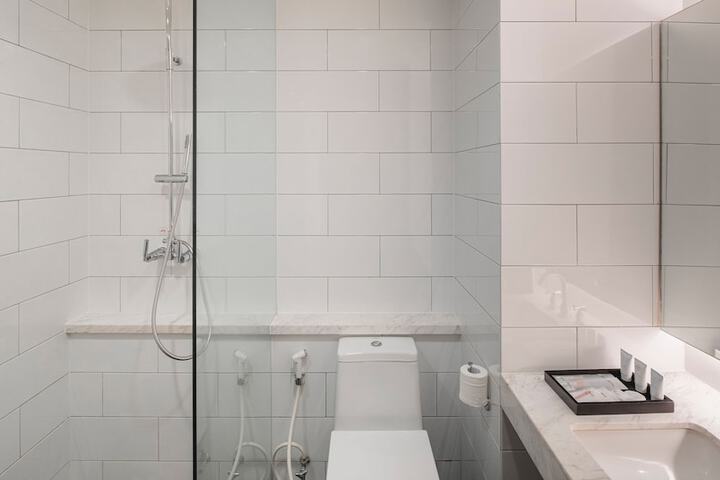 Clean Restrooms