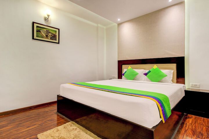 Treebo The Sai Leela Suites