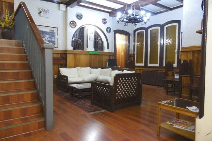 Hotel Interior 4 of 33