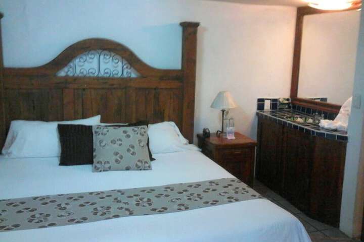 Room 3 of 16