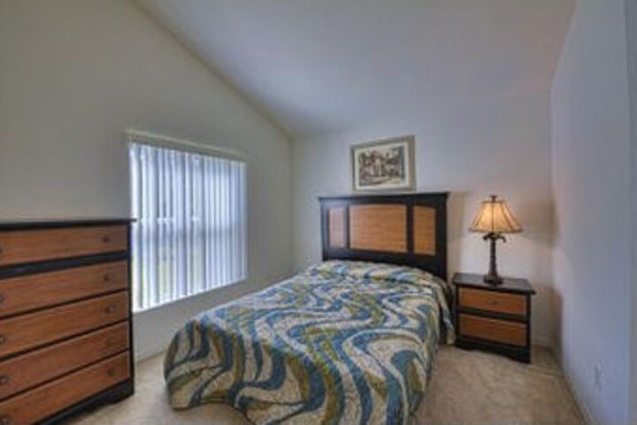 Room 12 of 42
