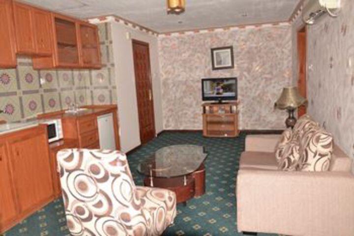 Room 15 of 22