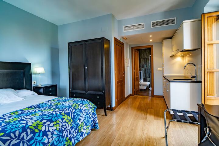 Room 17 of 51