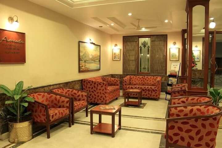 Entrance & Lobby