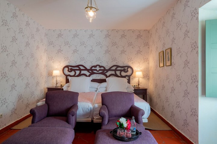 Room 6 of 194