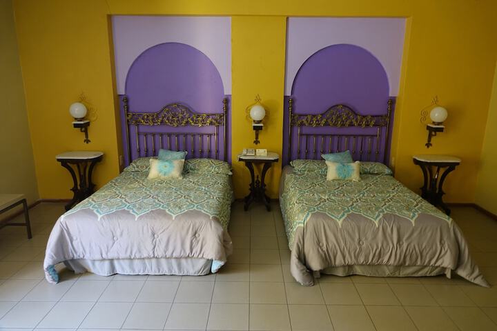 Room 5 of 27