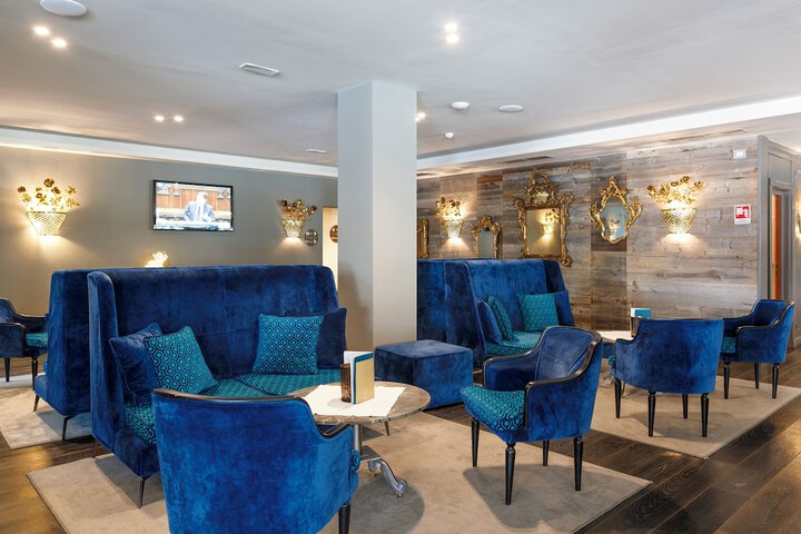 Lobby Photos