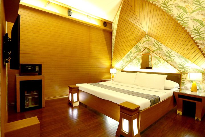 Room 21 of 56