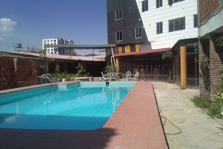Pool 34 of 41