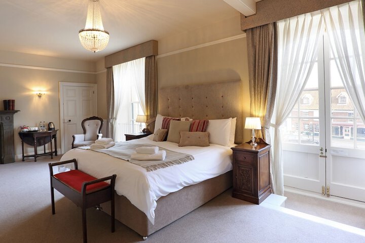Room 13 of 46