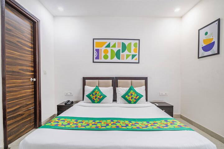 Room 6 of 29