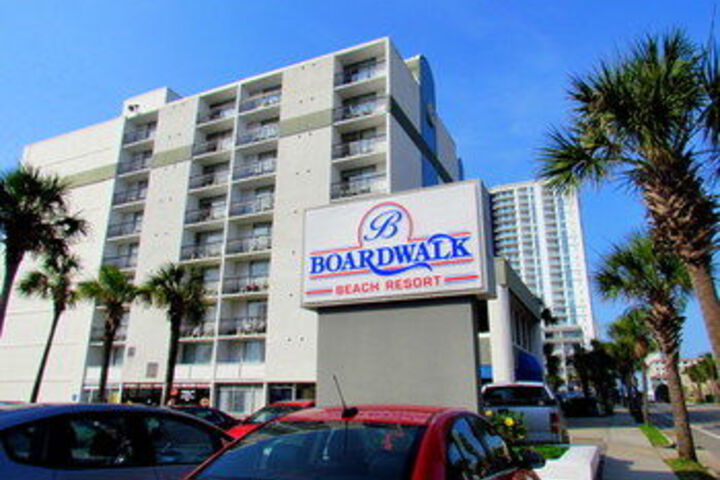 Exterior of Boardwalk Resort by Palmetto Vacation