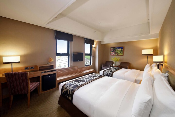 Room 9 of 55
