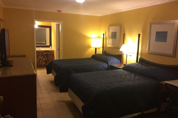 Room 7 of 14