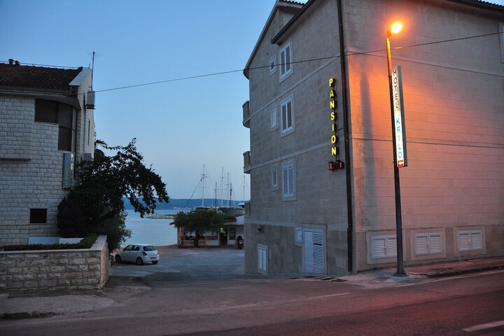Hotel 106 of 115