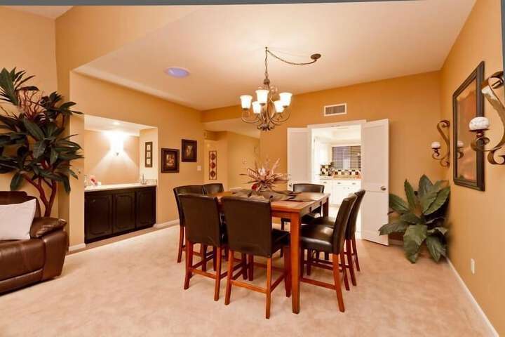 Room 10 of 26