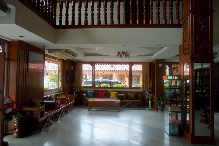 Hotel 2 of 49