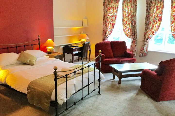 Room 9 of 91