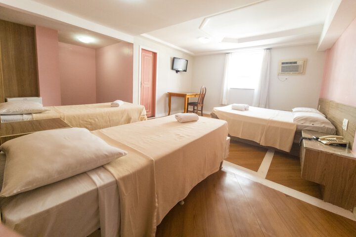 Room 42 of 72