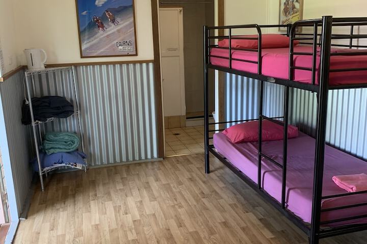 Room 14 of 39