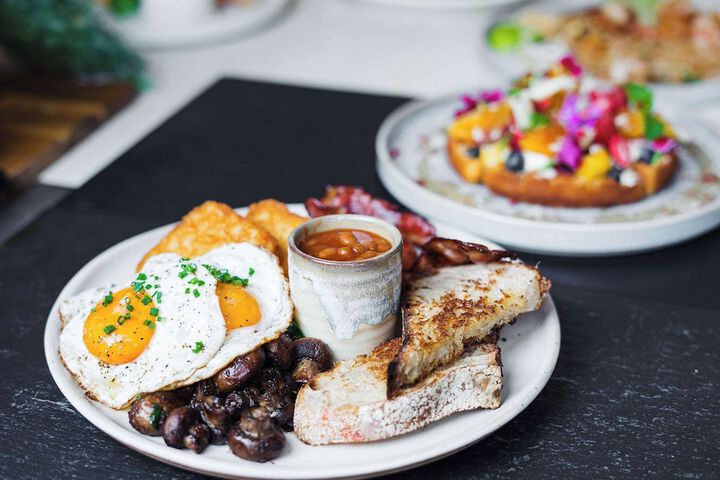 Breakfast/Coffee Service 60 of 73