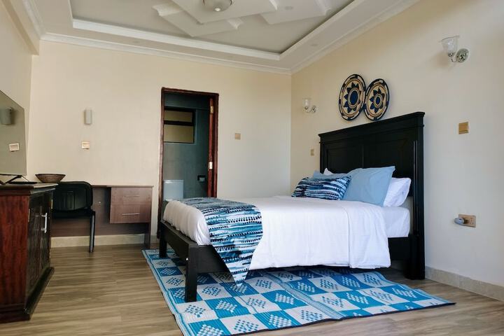 Room 43 of 97
