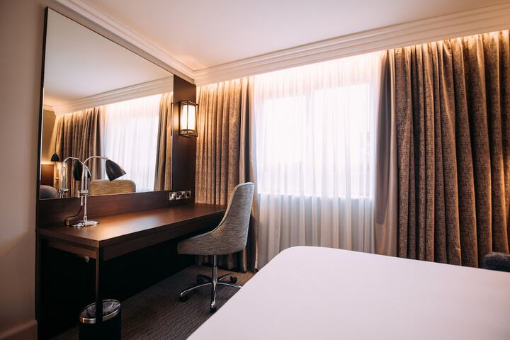 Room 13 of 155