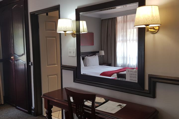Room 19 of 70